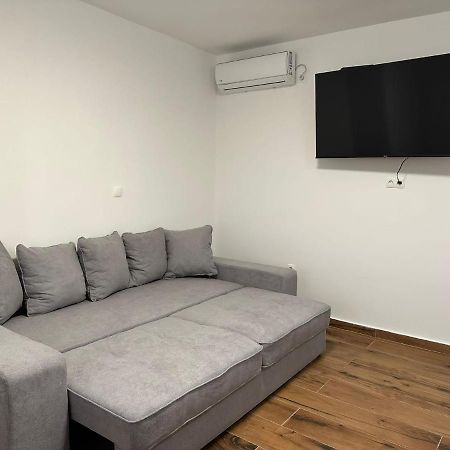 Guest House Ivan Donji Zemunik Екстериор снимка