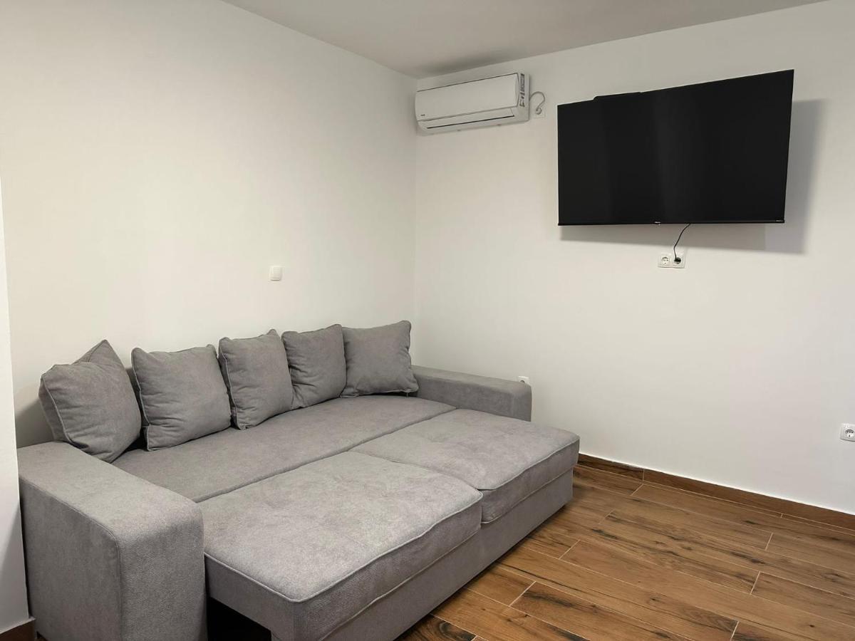 Guest House Ivan Donji Zemunik Екстериор снимка