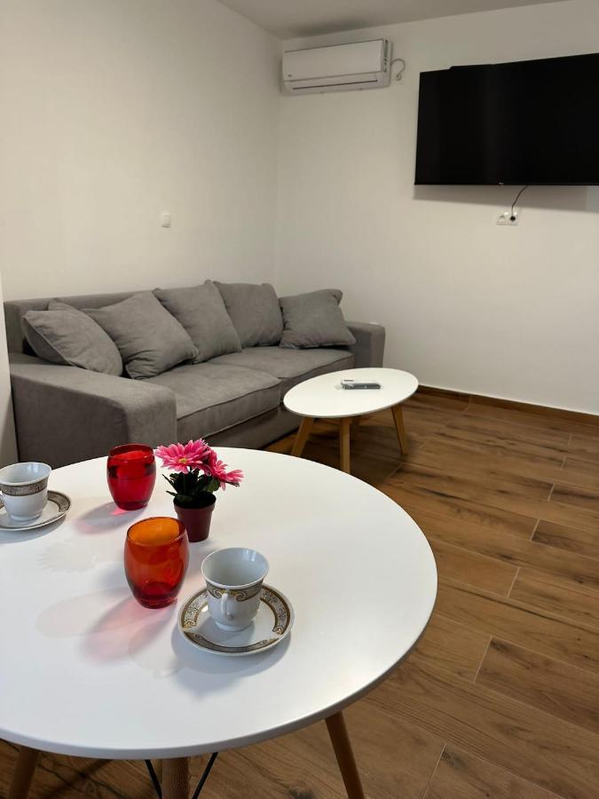 Guest House Ivan Donji Zemunik Екстериор снимка