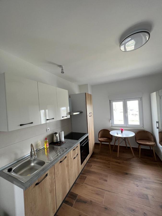 Guest House Ivan Donji Zemunik Екстериор снимка